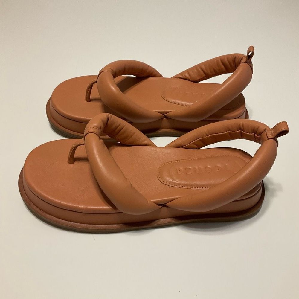 Women's Tan Sandals